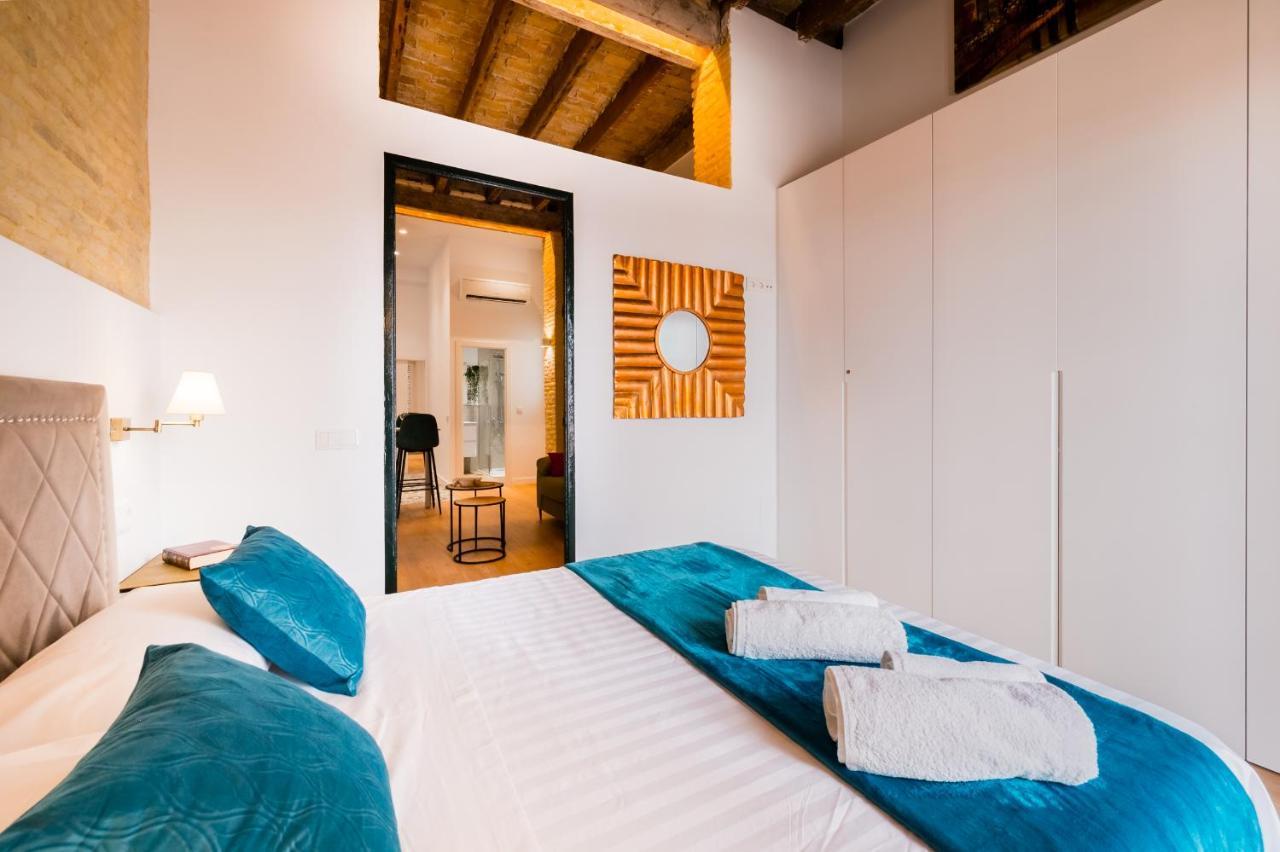 Diseno Triana 2 Rooms Seville Luaran gambar