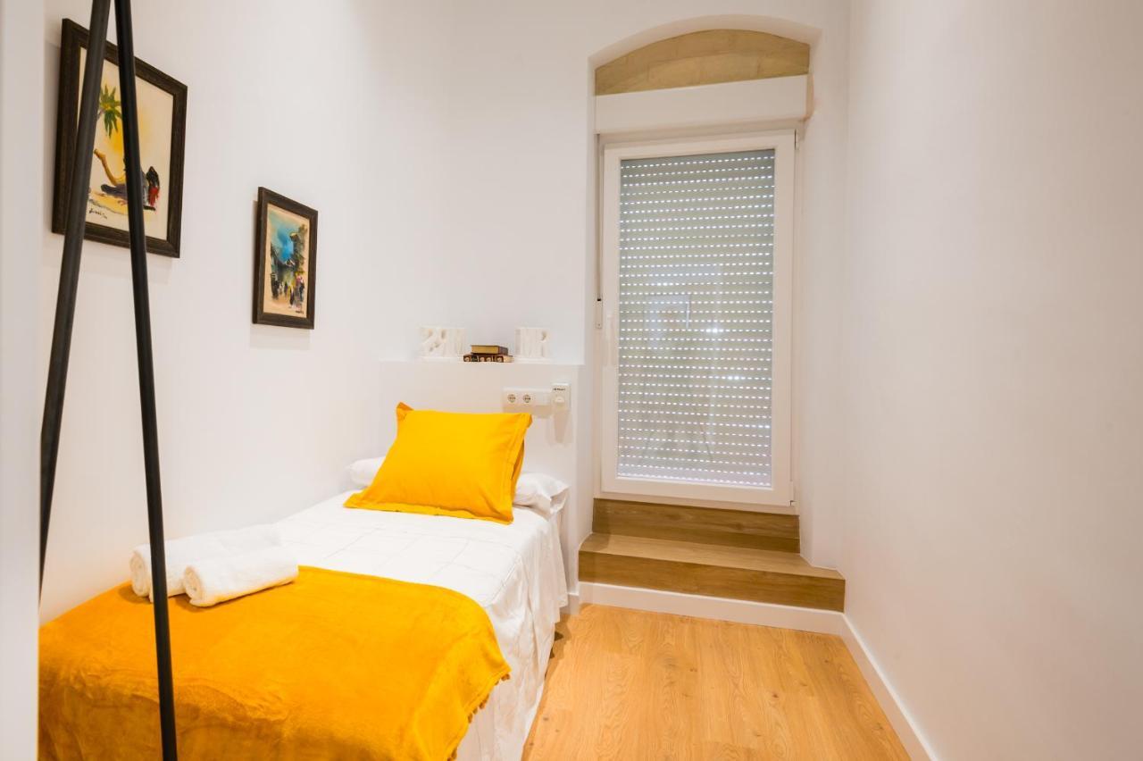 Diseno Triana 2 Rooms Seville Luaran gambar
