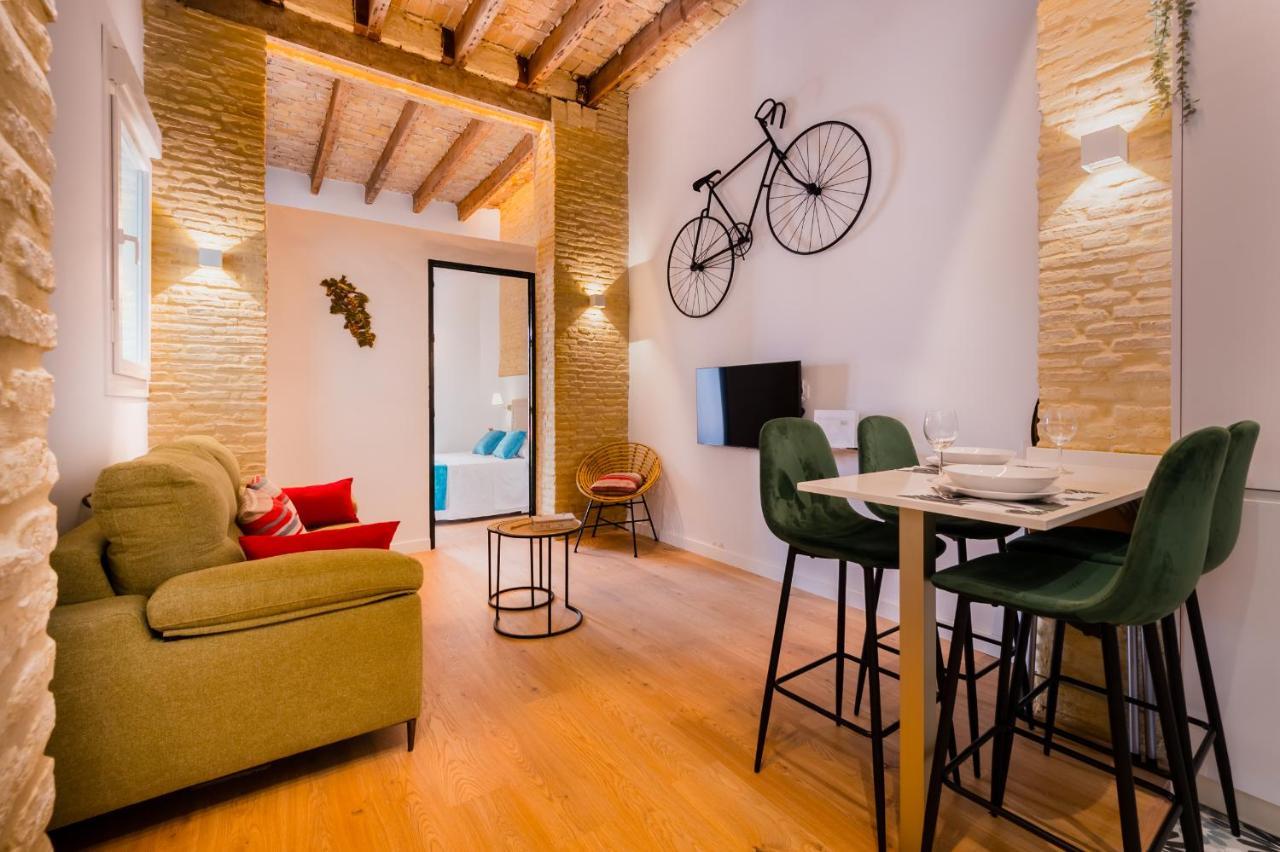 Diseno Triana 2 Rooms Seville Luaran gambar
