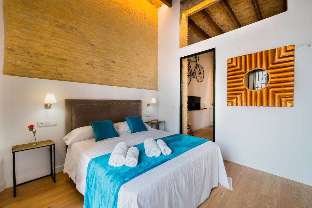 Diseno Triana 2 Rooms Seville Luaran gambar